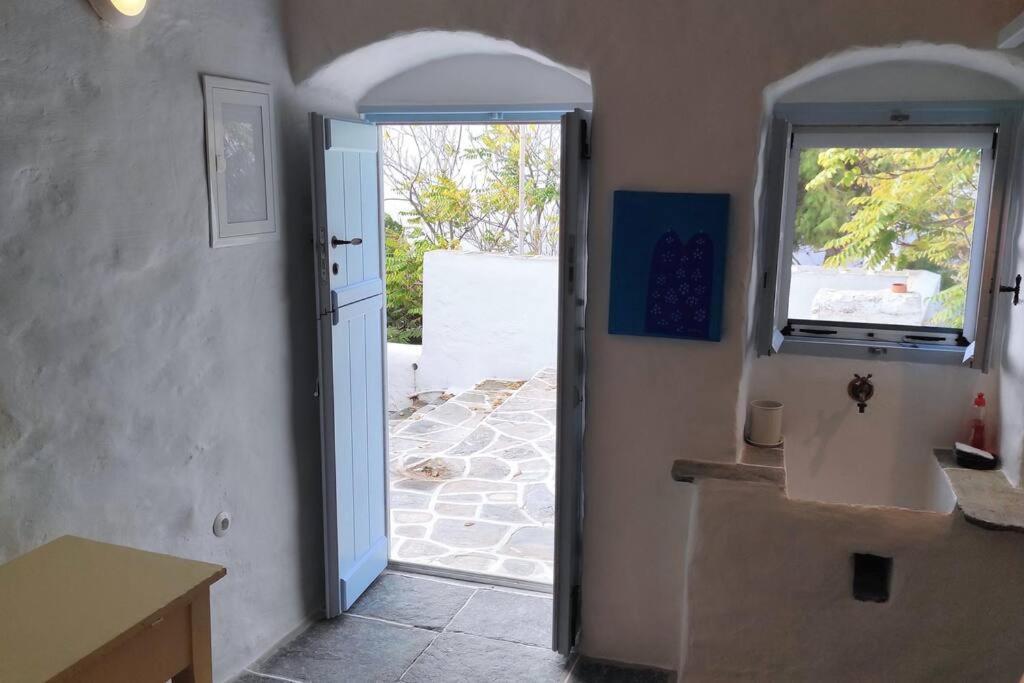 Hidden Gem - Sifnos, Kastro. Apartment Kastron  Luaran gambar